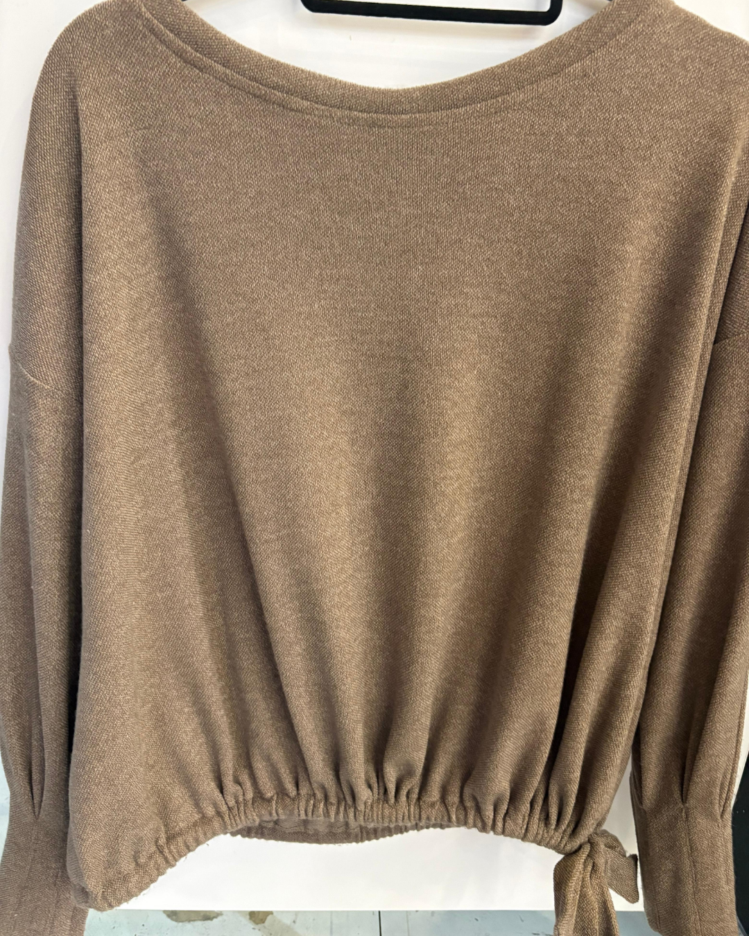 Cara Panel Detail Top