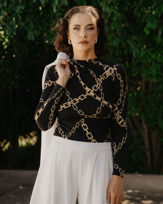 Ruched Detail Top in Chain Print