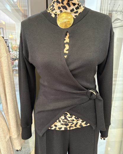 Luma Wrap Top